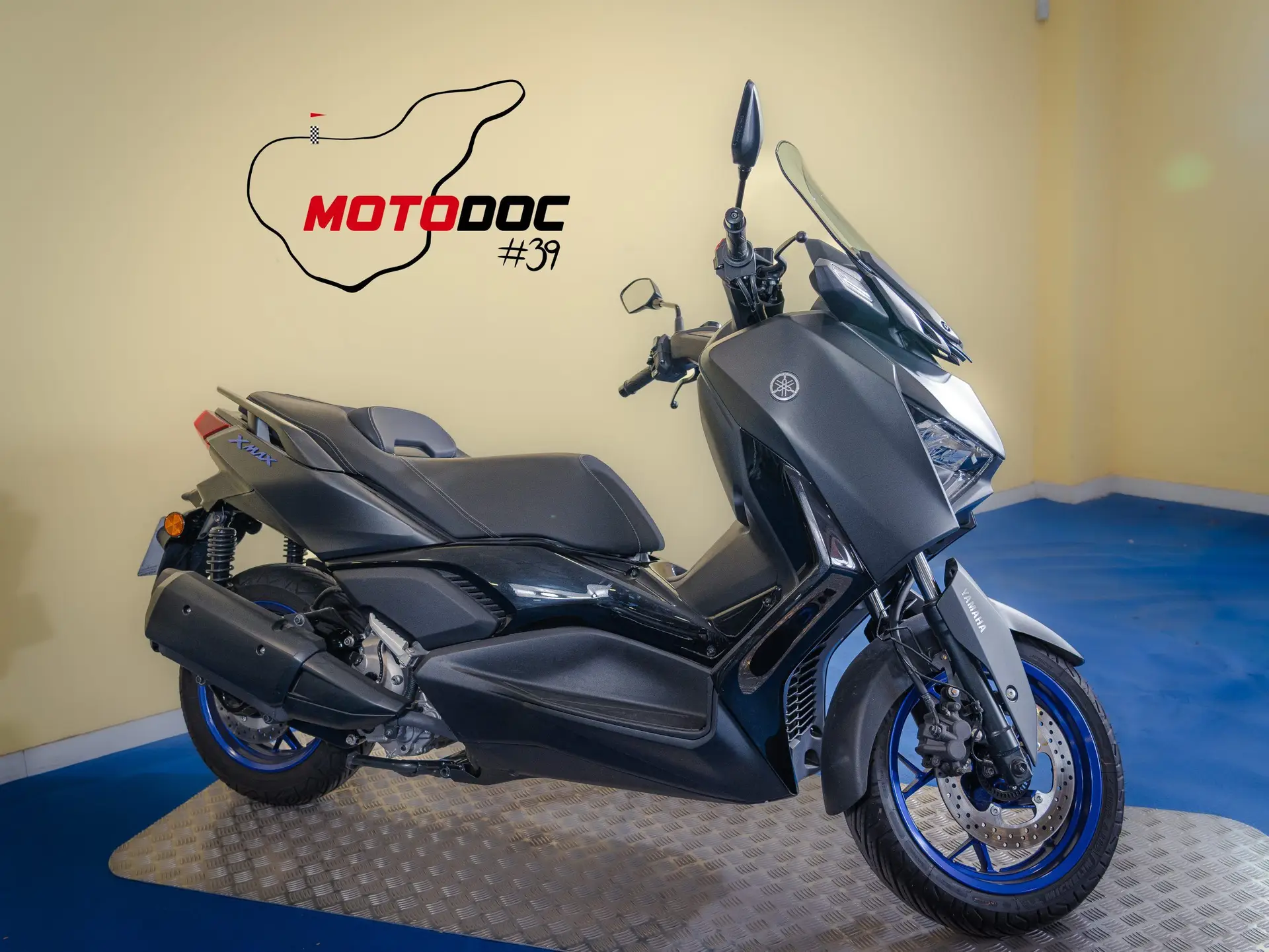 Yamaha XMAX 300